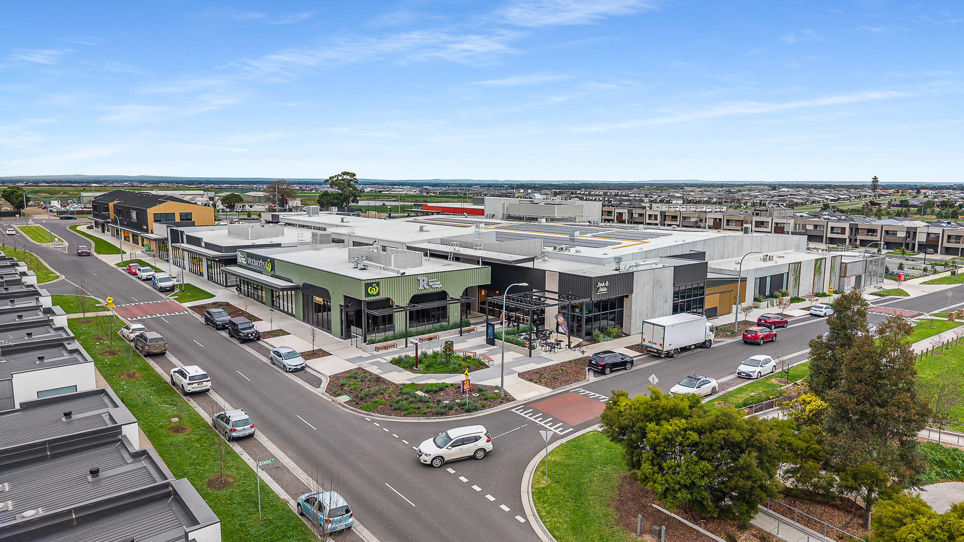 HVAC plant platforms and supermarket deck with acoustic screens at shopping centre in Ramlegh, VIC